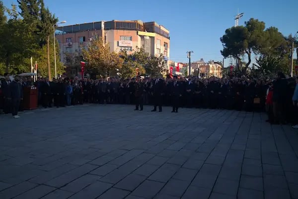 Buca Çevik Bir Taksi - Resim 3