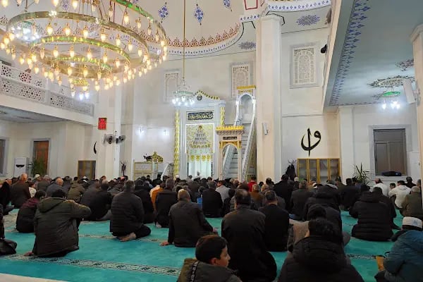 Hacı ayn-zilha kara camii - Resim 3