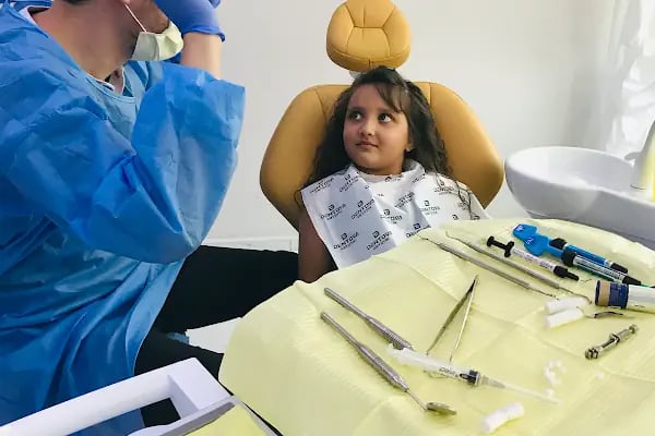 Konya Diş Hekimi Ahmet Dikici - Konya İmplant , Zirkonyum , Diş Estetik, Konya Diş Teli - Resim 9