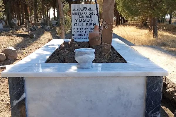 Akkaya Mermer Mezar Bergama Mermer İzmir Mezar Yapımı Aliağa Dikili Kınık Soma Çandarlı Ayvalık Menemen Mermer Mezar - Resim 4