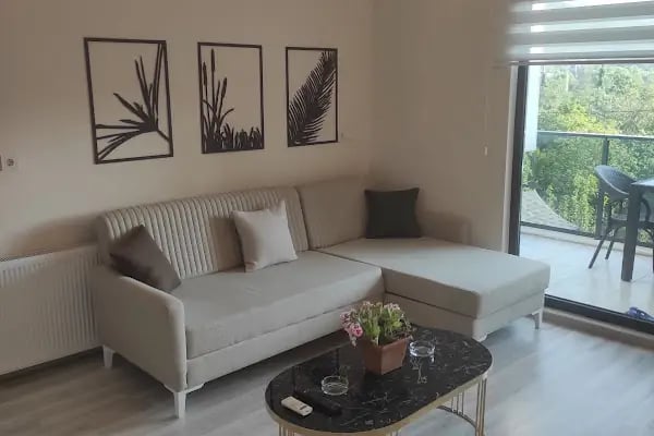 Golden Hour Apartment - Resim 5
