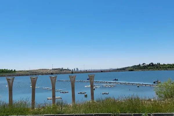 Alleben Göleti Piknik Alanı - Resim 4