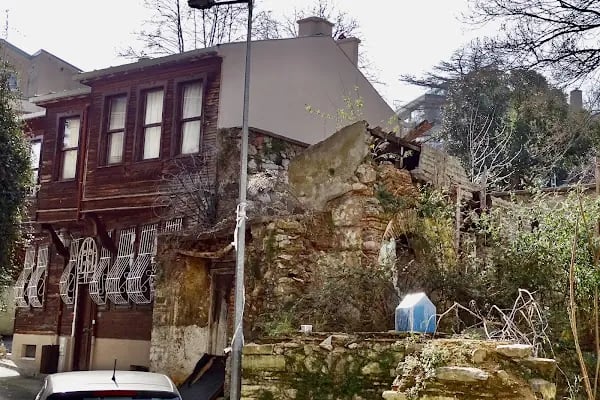 Yenikoy Surp Asdvadzanzin Ermeni Kilisesi - Resim 11
