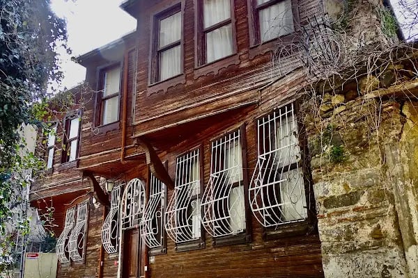 Yenikoy Surp Asdvadzanzin Ermeni Kilisesi - Resim 16