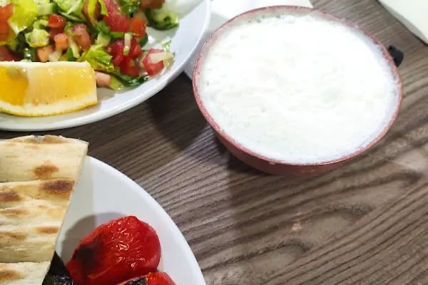 Menzil Döner Kebap Salonu - Resim 13