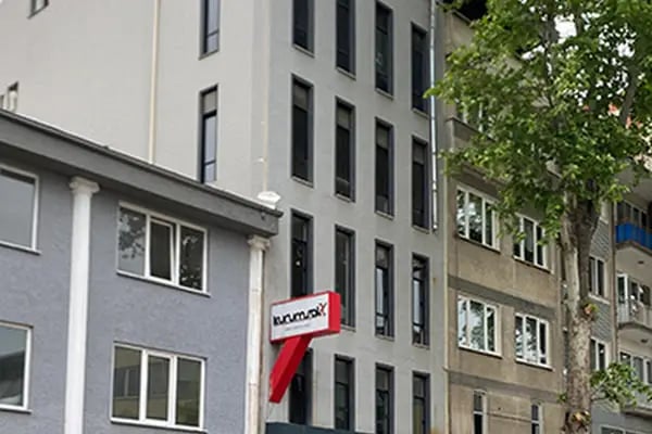 Kurumsalx Bilişim Yazılım Tasarım Reklam Basın Yayın Matbaacılık San. Tic. Ltd. Şti. - Resim 1