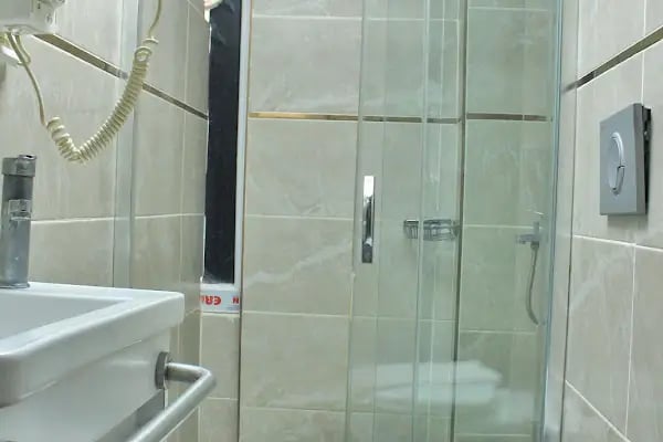 Red Green İzmir Karşıyaka Konaklama - Resim 3