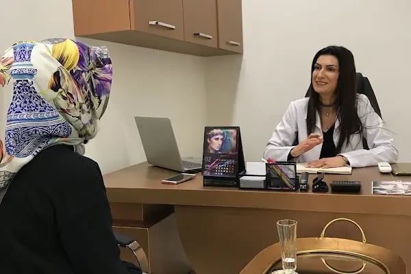 Özel Esteliv Polikliniği | Botoks, Dudak Dolgusu, Gençlik Aşısı, PRP, Saç Ekimi, Epilasyon, Mezoterapi, Kök Hücre - Resim 13