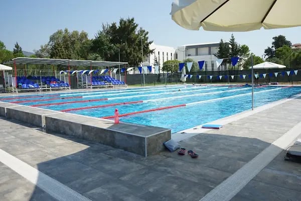 Ege Üniversitesi Yarı olimpik Açık Yüzme Havuzu - Resim 1