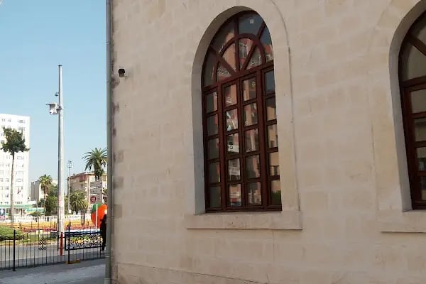 Toros Üniversitesi Bahçelievler Kampüsü - Resim 18