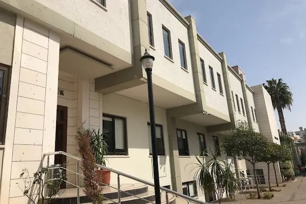 Toros Üniversitesi Bahçelievler Kampüsü - Resim 9