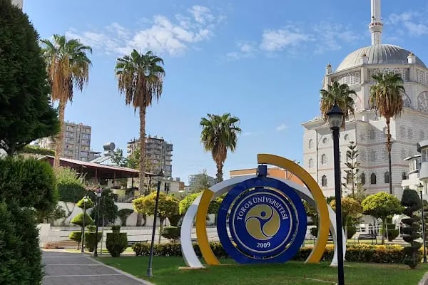 Toros Üniversitesi Bahçelievler Kampüsü - Resim 6
