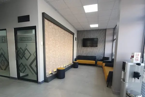 ÖZEL SANCAK AĞIZ VE DİŞ SAĞLIĞI POLİKLİNİĞİ - Resim 3