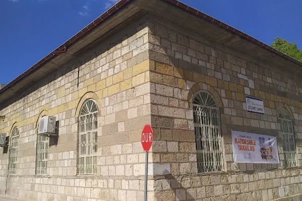 Çeşme Cami - Resim 9