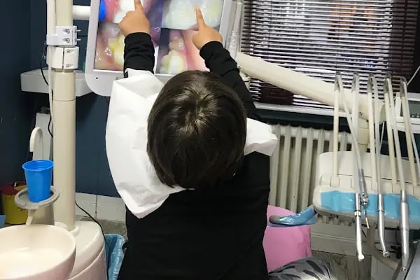 ÖZEL ADENT Ağız ve Diş Sağlığı - Resim 19