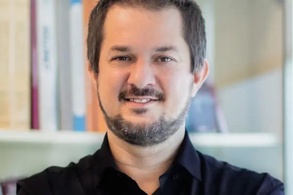 Dr. Öğr. Üyesi BURAK ÇAĞRI AKSU - Ortopedi ve Travmatoloji Uzmanı - Resim 12