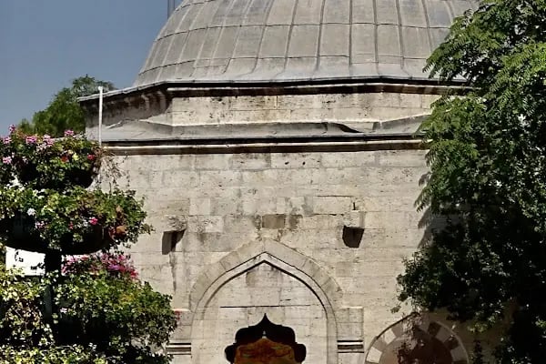 Şerafeddin Cami - Resim 4