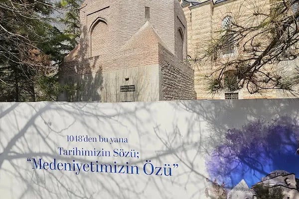 Şerafeddin Cami - Resim 15