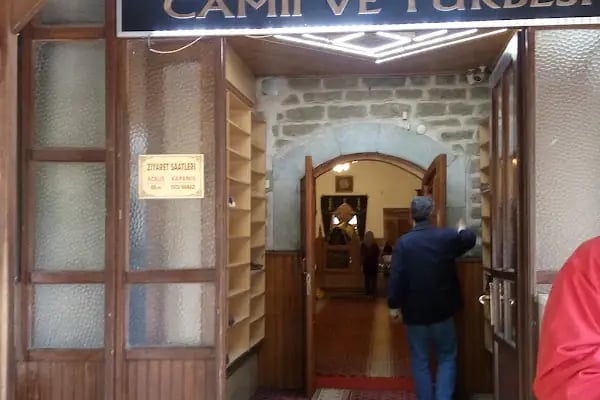 Şerafeddin Cami - Resim 20