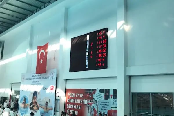 Muratpaşa Belediyesi Süleyman Erol Olimpik Yüzme Havuzu - Resim 16