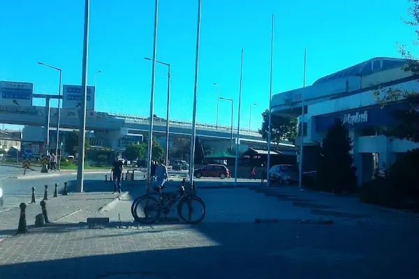 Yapı Kredi - Konya Mesnevi Şubesi - Resim 6