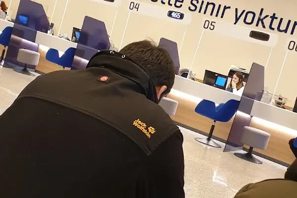 Yapı Kredi - Konya Mesnevi Şubesi - Resim 14