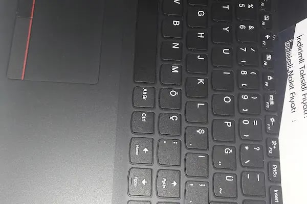 LAPTOP DÜNYASI BİLGİSAYAR TEK. SAN. TİC. LTD. ŞTİ. TEKNİK SERVİS &amp; SATIŞ ( Bilgisayar Teknolojileri San Tic Ltd Şti) - Resim 17
