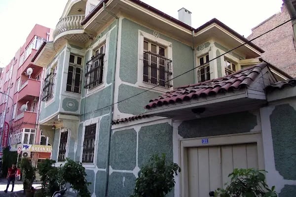 Tramvay Zafer Durağı - Resim 9