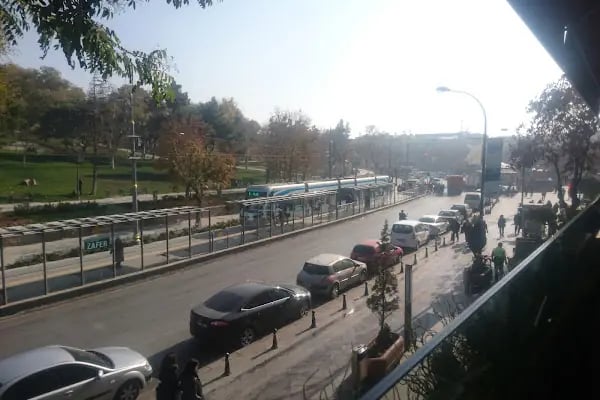 Tramvay Zafer Durağı - Resim 16