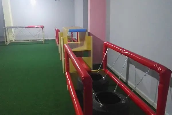 zoom cafe ve oyun evi - Resim 12