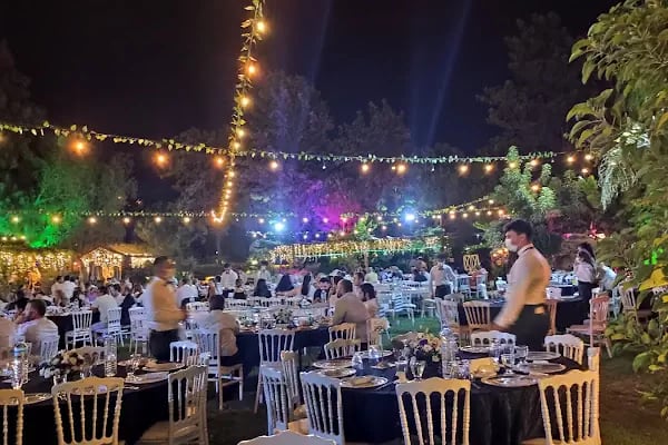 İzmir Saklı Bahçe - Resim 3