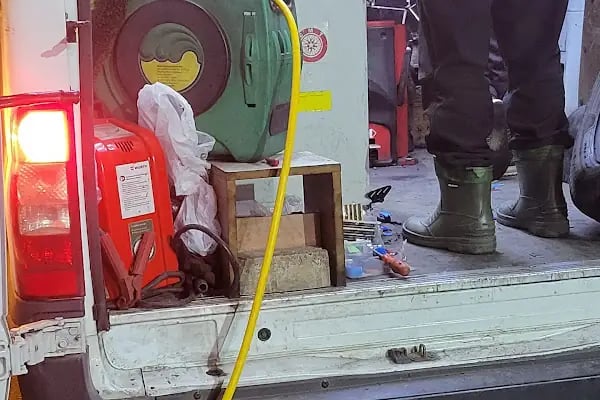 Karakaş Oto Lastik Tamiri - 7/24 Yol Yardım Servisi, Mobil Lastikçi - Resim 13