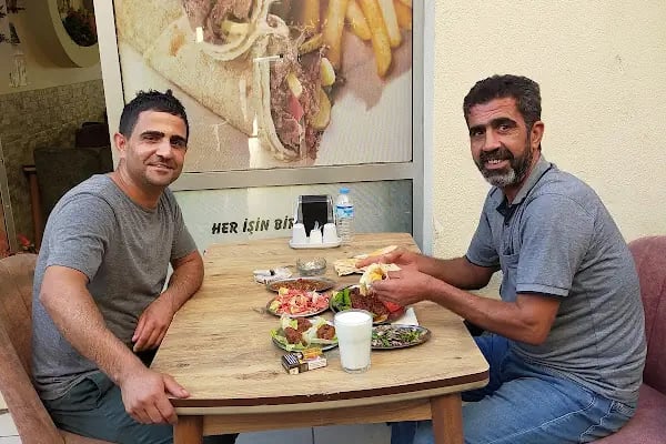Joker Burger&amp;Sandwich + PilavJı &amp; TatlıJı + Ömer Usta Çiğköfte - Resim 12