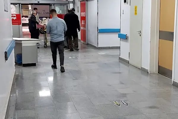 Mardin Devlet Hastanesi Çocuk Acil - Resim 4