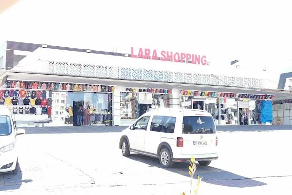 Lara Shopping - Resim 3