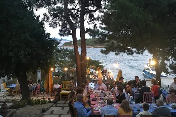 Pyrgos Otel Restaurant - Resim 10