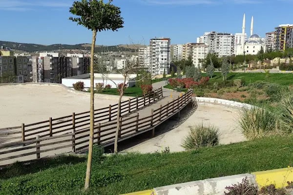 Karaköprü belediyesi yaşam parkı - Resim 1
