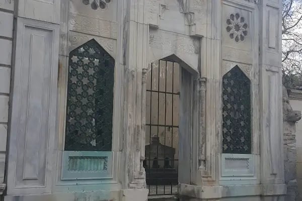 Kaplan-ı Derya Hasan Hüsnü Paşa Türbesi - Resim 13