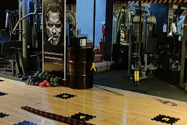 BODYMANIA SPOR SALONU - Resim 8
