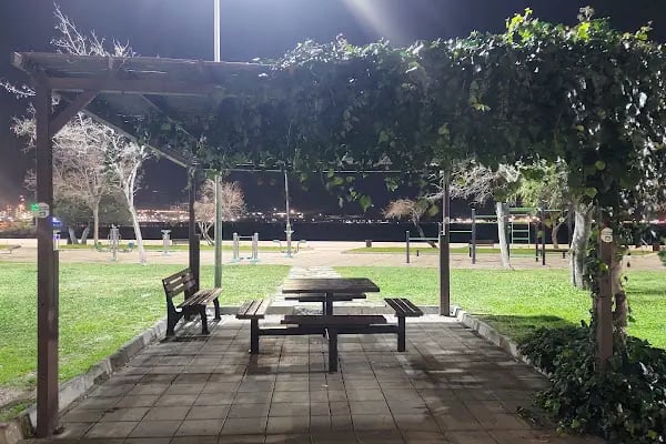 Uğur Mumcu Parkı - Resim 18