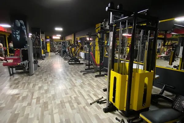 YYK Fitness Club - Resim 17