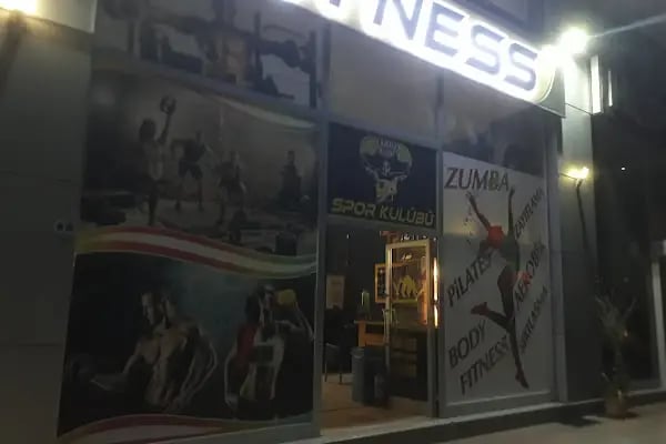 Yakup Cin Spor Merkezi - Resim 16