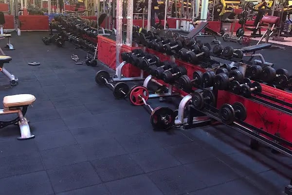 Yakup Cin Spor Merkezi - Resim 7