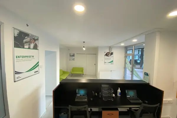 Enterprise Rent-A-Car - Konya Kentplaza AVM Araç Kiralama - Resim 16