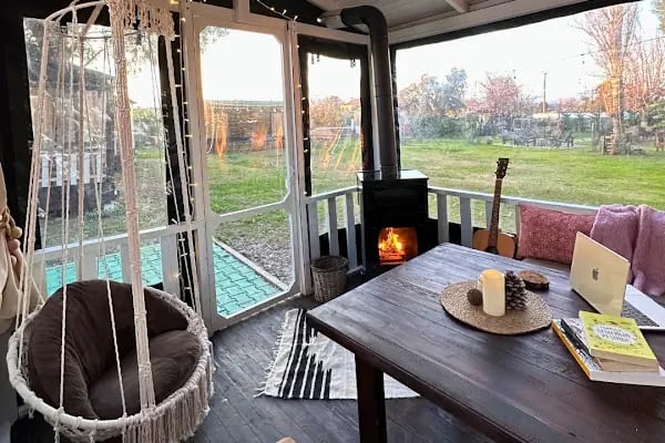 Mona Glamping Caravan Suites - Resim 8