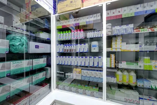 EVCILIM 7/24 AÇIK VETERINER POLIKLINIĞI - Resim 12
