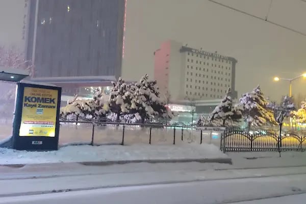 Tramvay Eyüp Sultan Durağı - Resim 7