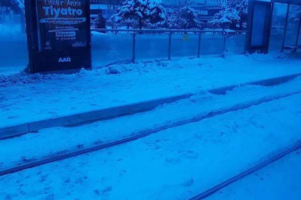 Tramvay Eyüp Sultan Durağı - Resim 19