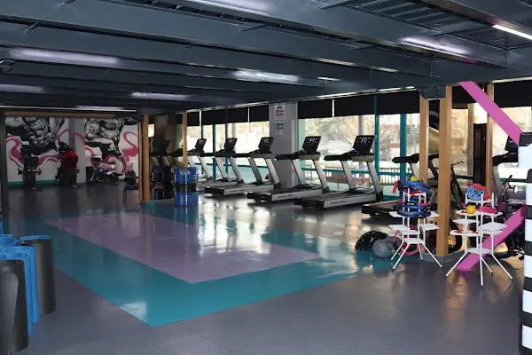 BOSS BODY SPOR SALONU - Resim 4