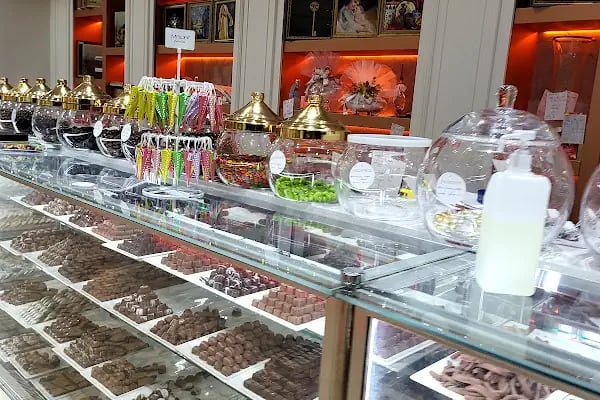 CHOCOLATE HOUSE - Resim 18